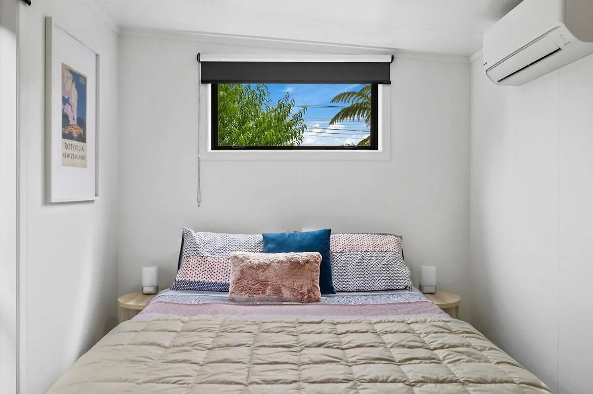 רוטורואה Cozy Cabin Near Adventure Spots! בית נופש